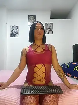 sweet candy1234 online show from 11.10.25