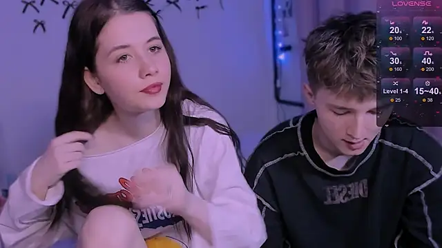 Snapshot of CoddleWeeper_ chatting on 03.01.26 CoddleWeeper online show from 03.01.26