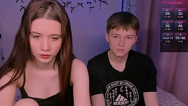 CoddleWeeper  online show from 04.13.26