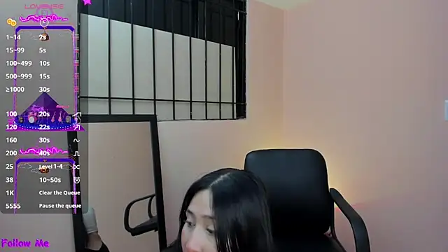 cherrycurvyyy online show from 11.21.25