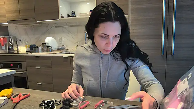 NattyFierros online show from 01.04.25