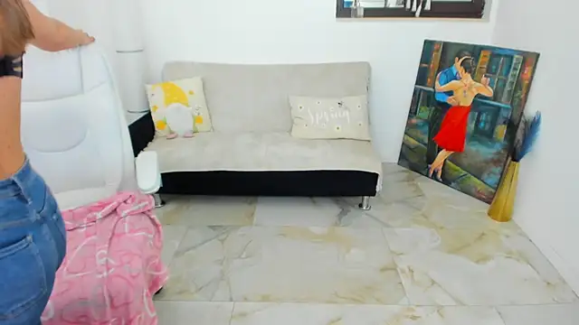 Snapshot of Darya_Baby chatting on 11.07.25 Darya Baby online show from 11.07.25