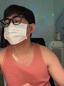 Snapshot of MinhTuanLive chatting on 03.19.25 MinhTuanLive online show from 03.19.25