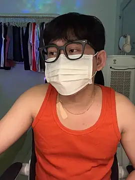 Snapshot of MinhTuanLive chatting on 03.21.25 MinhTuanLive online show from 03.21.25