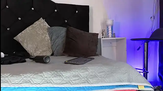 john cartter1 online show from 10.15.25