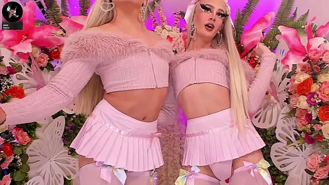 Snapshot of AlisonSharon chatting on 02.03.25 AlisonSharon online show from 02.03.25