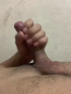 rodrig3105 online show from 03.19.25