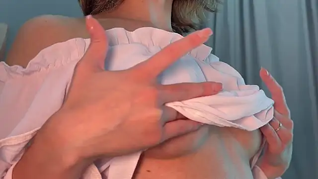 Snapshot of JodyBlow chatting on 10.11.25 JodyBlow online show from 10.11.25