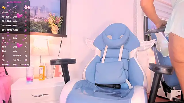 Holyjacky  online show from 01.24.25