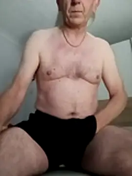 Snapshot of mr_english50 chatting on 11.12.25 mr english50 online show from 11.12.25