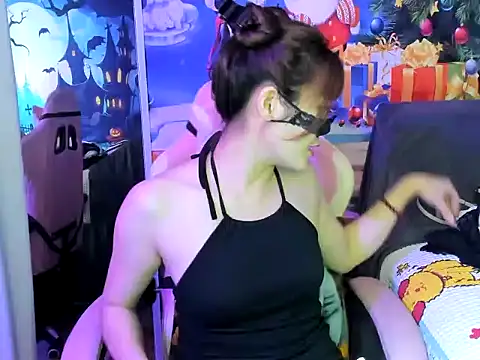 Snapshot of Sugar_lipsz chatting on 01.06.25 Sugar lipsz online show from 01.06.25