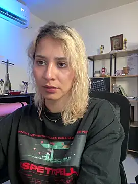 Snapshot of Ramona_Flower chatting on 11.07.25 Ramona Flower online show from 11.07.25