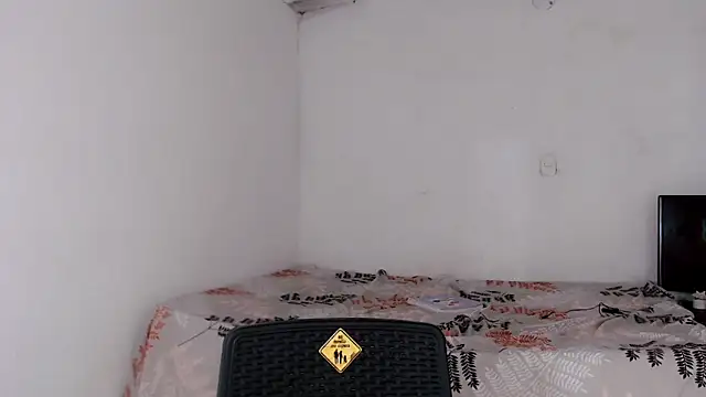 jasmin brunette  online show from 12.01.25