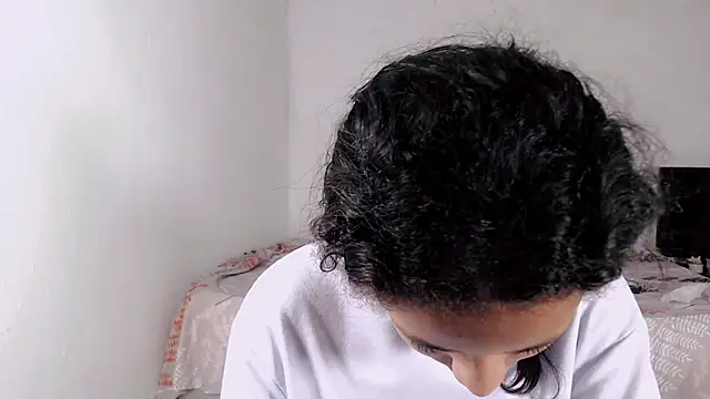 jasmin brunette  online show from 12.03.25