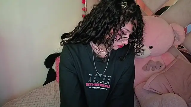 CherieCurl online show from 05.25.26