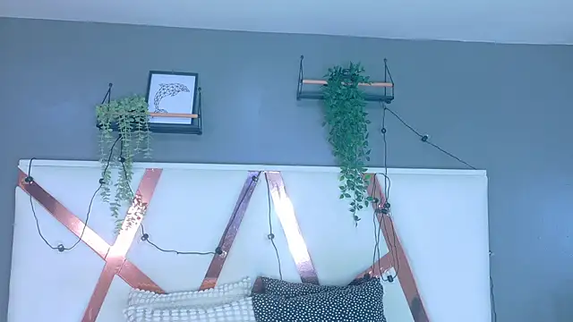 LilithSmith  online show from 02.02.26