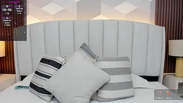 Snapshot of Marge_lasander chatting on 12.14.25 Marge lasander online show from 12.14.25