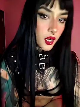 Snapshot of taaylor33 chatting on 12.07.24 taaylor33 online show from 12.07.24