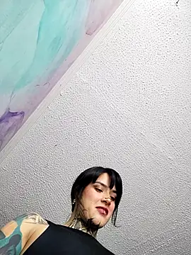 Snapshot of taaylor33 chatting on 10.29.25 taaylor33 online show from 10.29.25