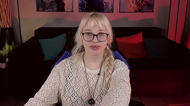 AmayaSakura online show from 12.14.24