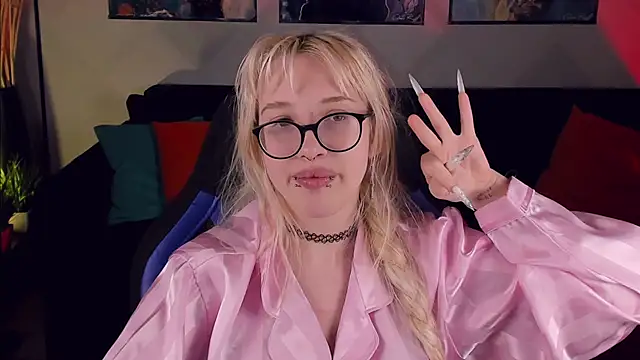 AmayaSakura online show from 12.21.24