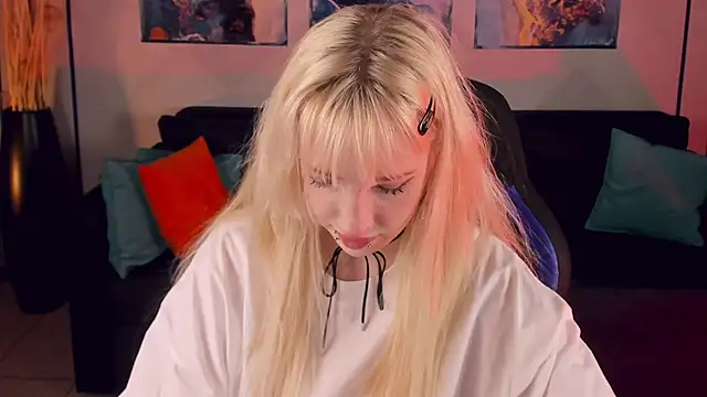 AmayaSakura online show from 12.22.24