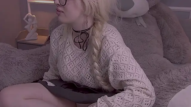 AmayaSakura online show from 01.10.25