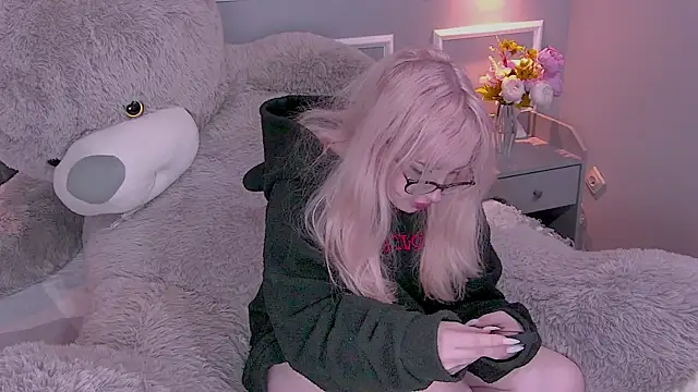 AmayaSakura online show from 02.04.25