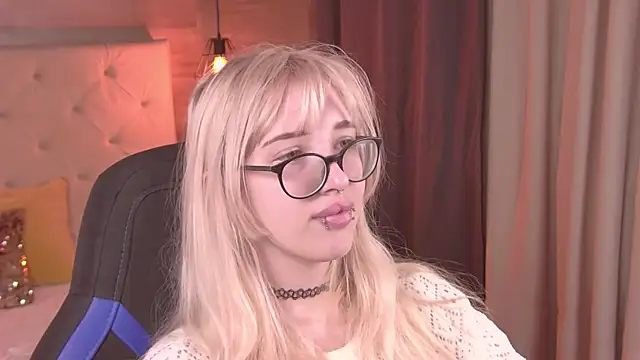 AmayaSakura online show from 02.13.25