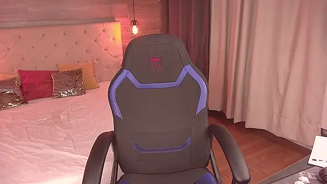 AmayaSakura online show from 02.13.25