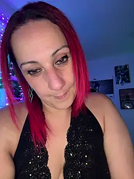 Snapshot of DeeLight124 chatting on 09.28.25 DeeLight124 online show from 09.28.25