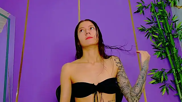 scarlet-jonesx online show from 10.27.25