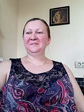 Snapshot of blondyaguar chatting on 02.25.25 blondyaguar online show from 02.25.25