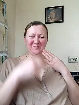 Snapshot of blondyaguar chatting on 11.28.25 blondyaguar online show from 11.28.25