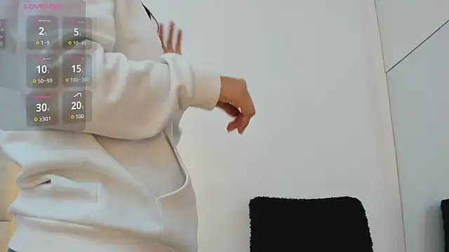 MissSussy online show from 10.10.25