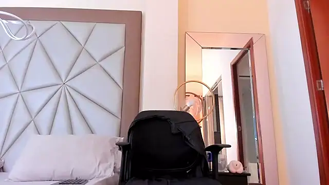 Karimferrer online show from 12.11.24