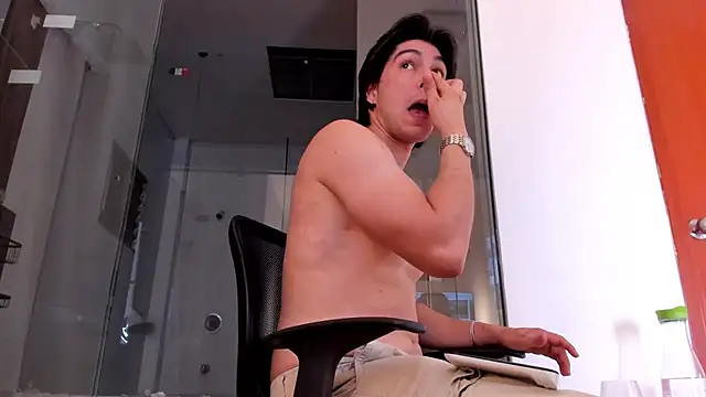 Karimferrer online show from 02.03.25