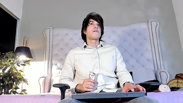 Karimferrer online show from 11.11.25