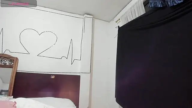 latinaStepmom online show from 04.19.26