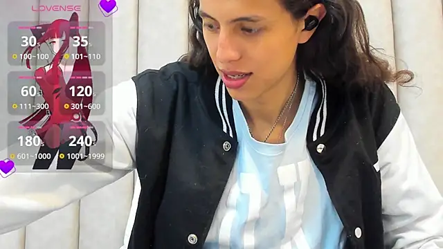 FreyaMoller online show from 03.10.25