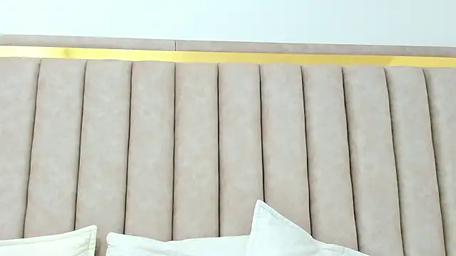 FreyaMoller online show from 02.28.26