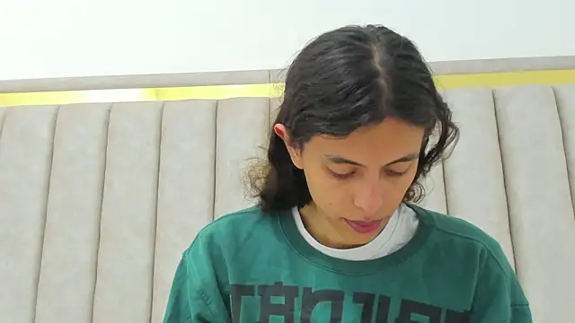 FreyaMoller online show from 03.26.26