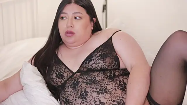 Snapshot of Adia_ chatting on 03.09.25 Adia online show from 03.09.25