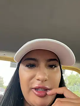 Snapshot of Kimm_khalifa chatting on 02.22.26 Kimm khalifa online show from 02.22.26