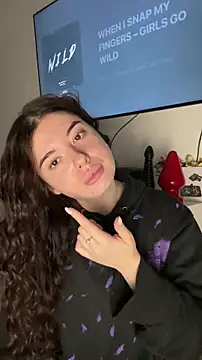 Kimi Ass online show from 11.27.25