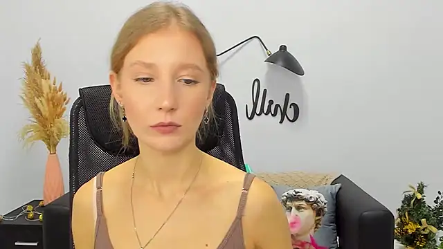 LolaWilsons online show from 01.09.25