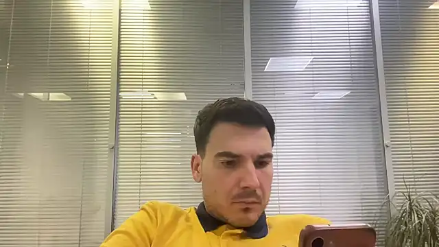 Snapshot of streamy_test13 chatting on 10.14.25 streamy test13 online show from 10.14.25