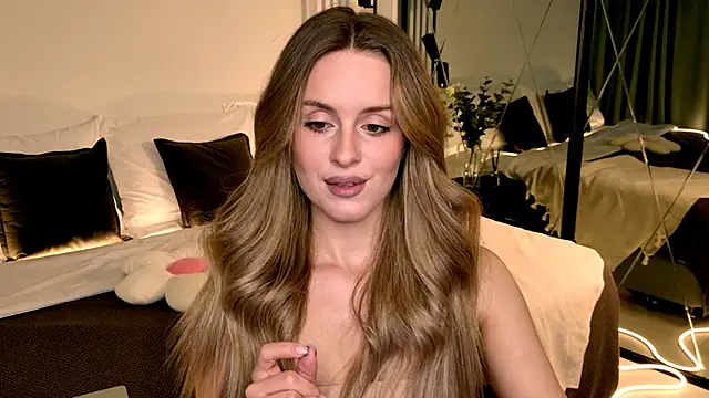 RozzitaBedberry online show from 03.25.26