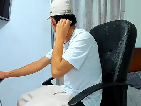 Chandler ken online show from 12.18.25