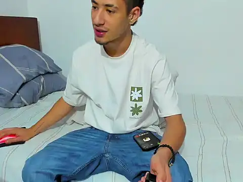 Chandler ken online show from 12.19.25